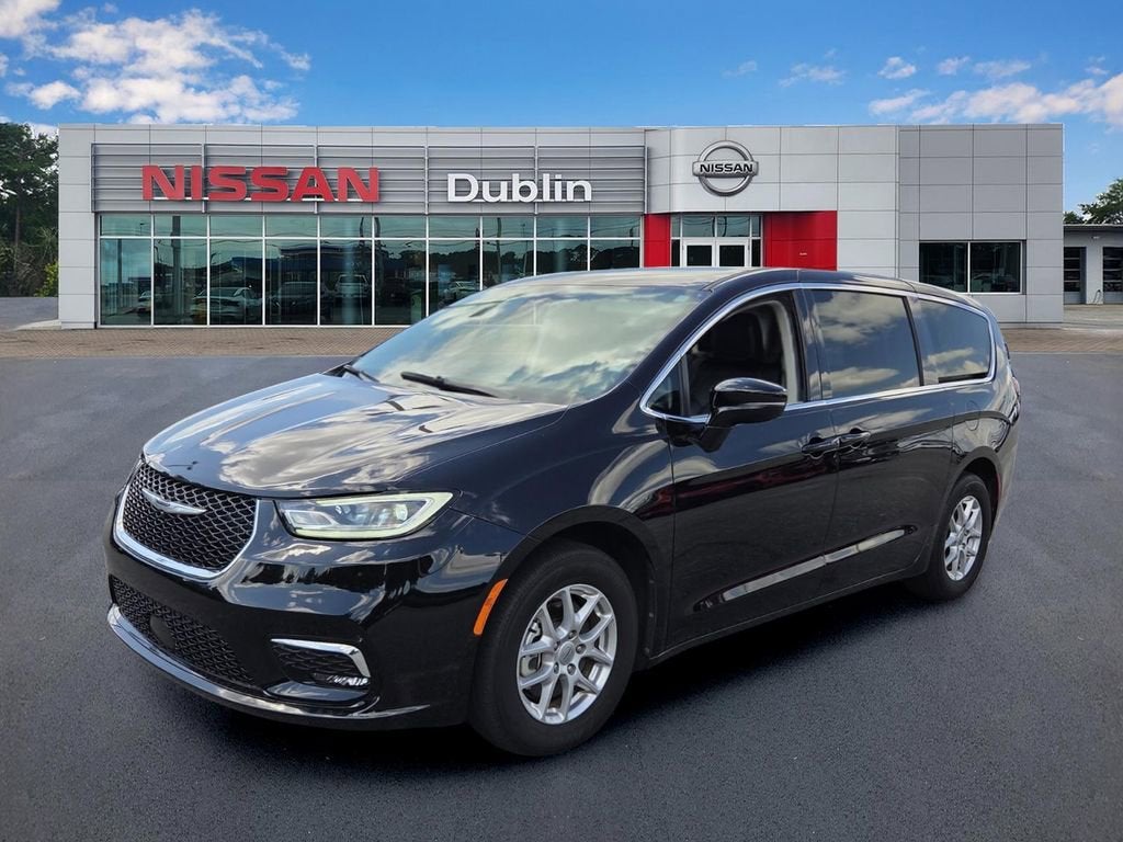 2024 Chrysler Pacifica Touring L in Black — front three-quarter view